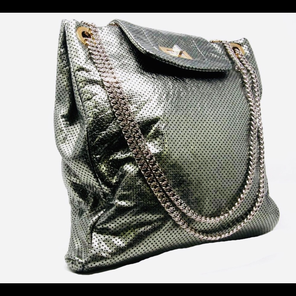 Authentic Chanel Coco perforated Bag Lambskin - Picture 6 of 8